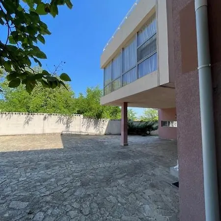 Sunny House Διαμέρισμα *