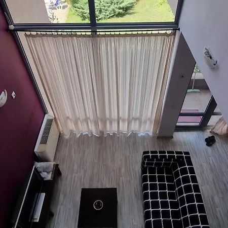 Sunny House Apartman Piszmenovo