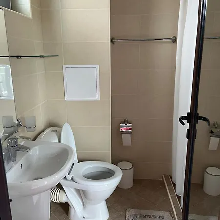 Sunny House Apartman Piszmenovo