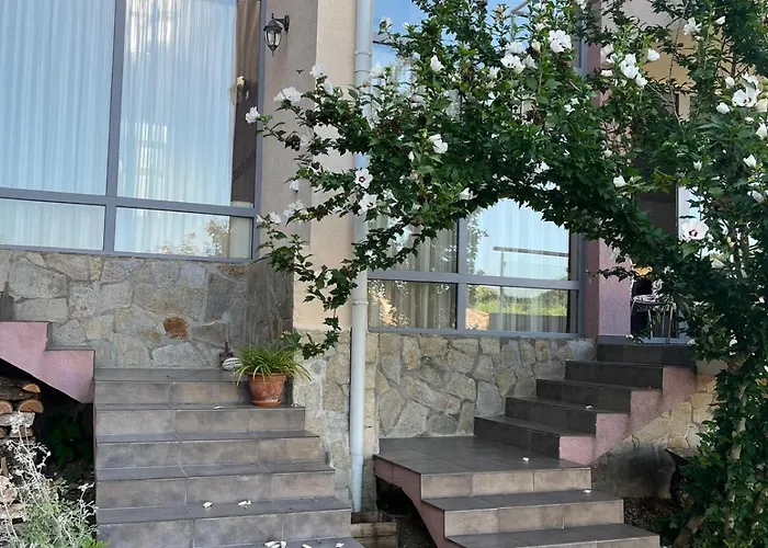 Διαμέρισμα Sunny House *